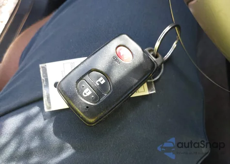 2015 Toyota Prius Three z USA, uszkodzony, nr VIN JTDKN3DU1F1904256